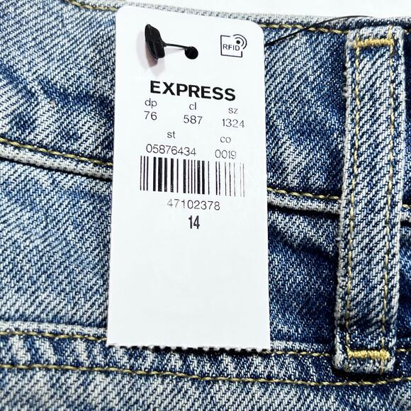 Express Denim Shorts 2" Inseam High RIse Size 14 Blue New - Picture 7 of 9
